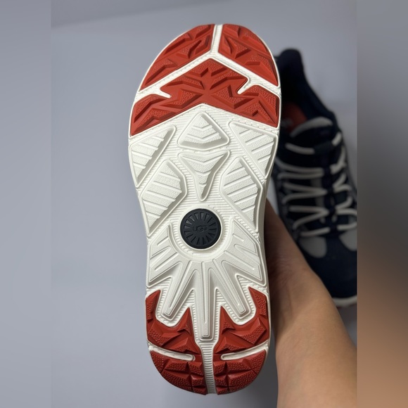 UGG BLACK/ WHITE CA805 V2 REMIX LEATHER SNEAKERS, MEN US 8 - Picture 8 of 9